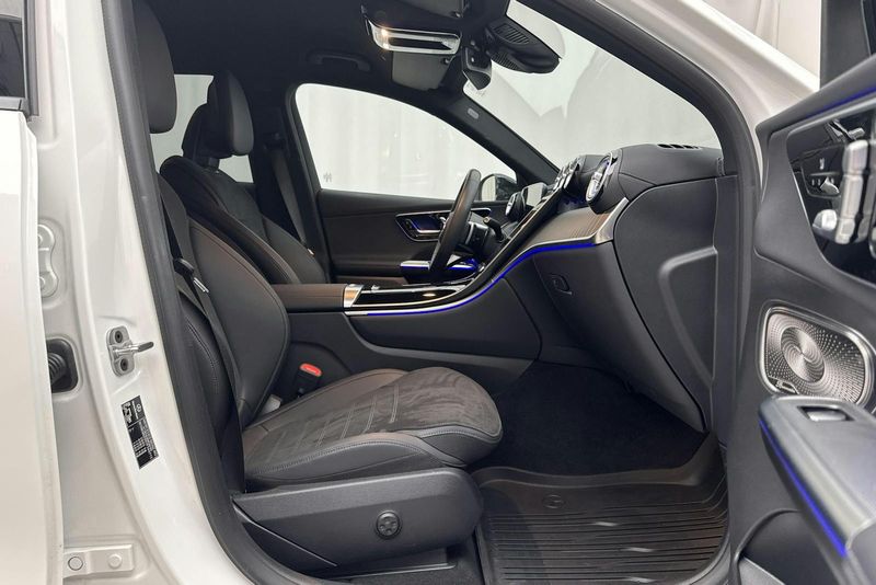 Mercedes GLC300 bild 7