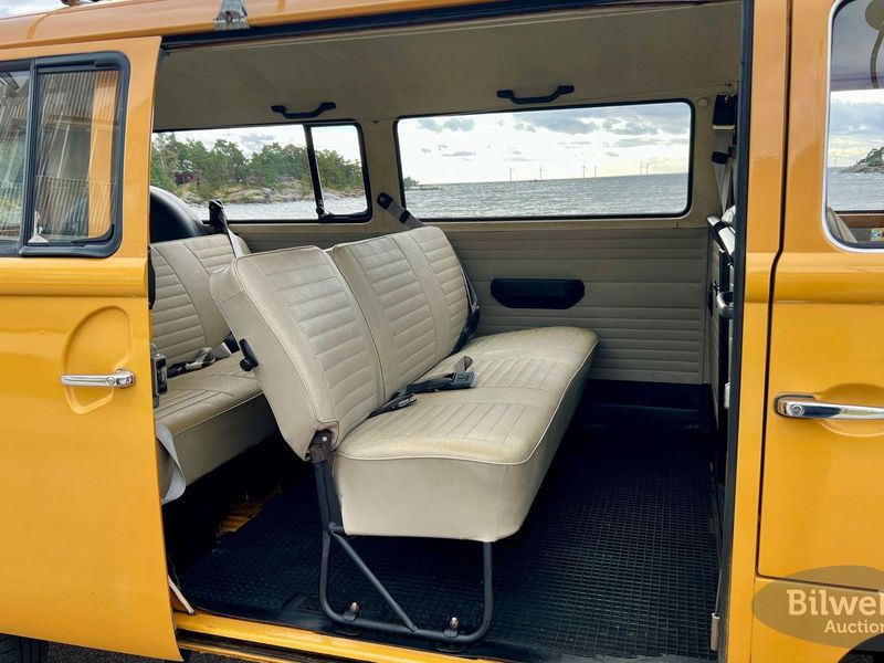 Volkswagen Caravelle bild 26