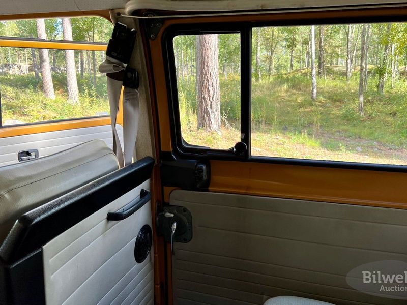 Volkswagen Caravelle bild 70