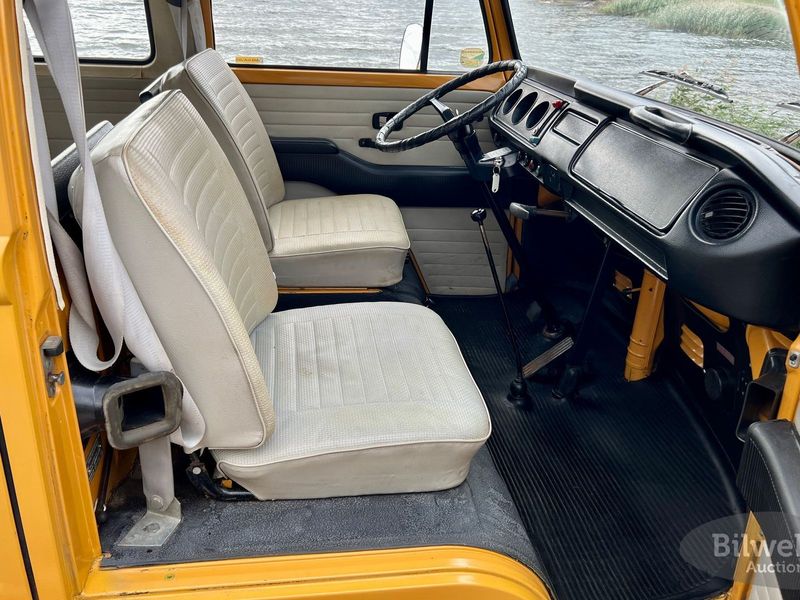 Volkswagen Caravelle bild 28