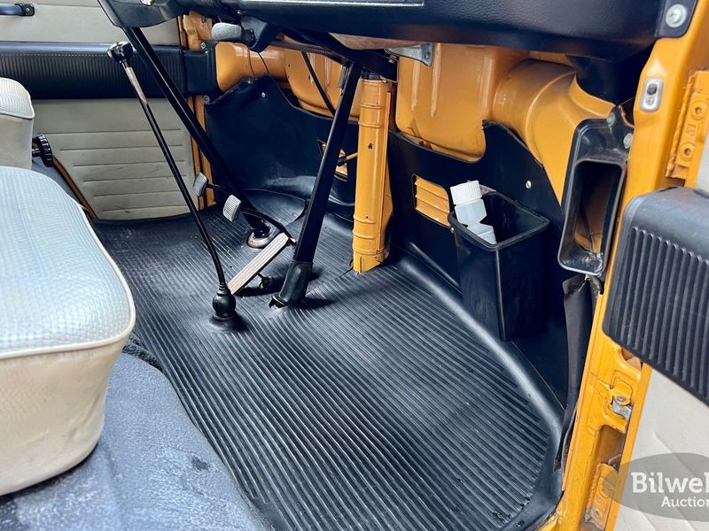 Volkswagen Caravelle bild 56