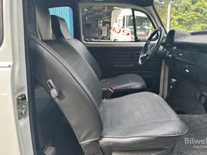 Volkswagen 1303 bild 43