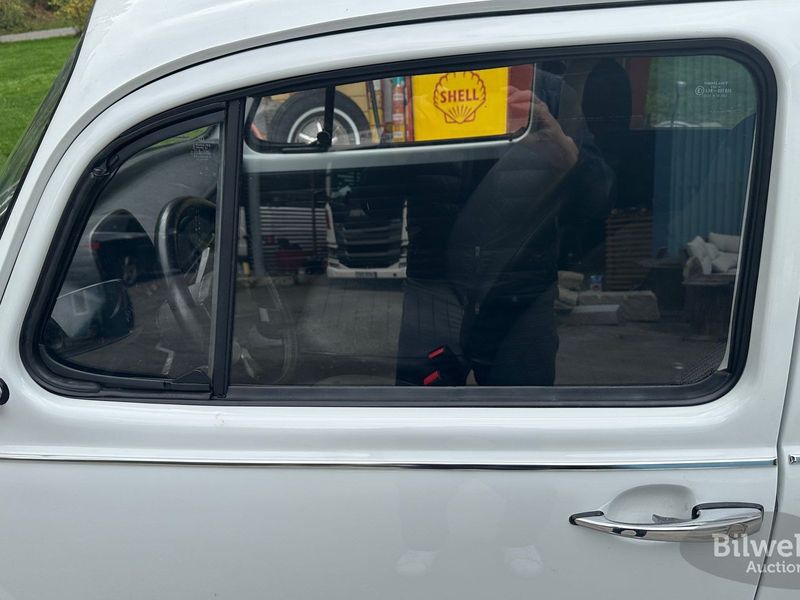 Volkswagen 1303 bild 55