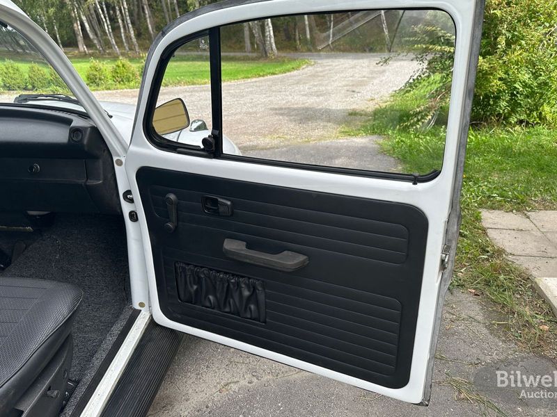 Volkswagen 1303 bild 42