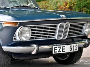 BMW 2002 bild 9