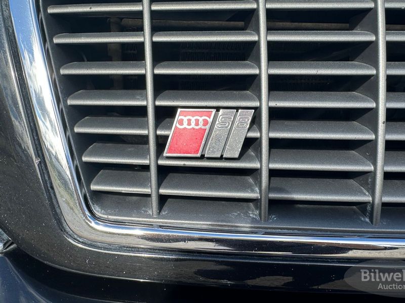 Audi S8 bild 77