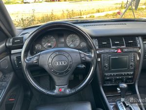Audi S8 bild 46