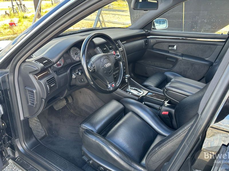 Audi S8 bild 41
