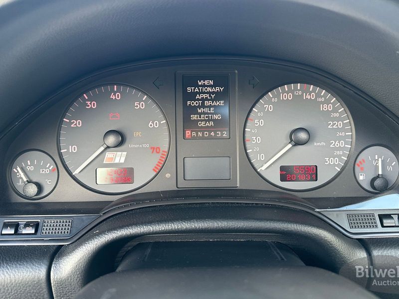 Audi S8 bild 60