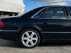 Audi S8 bild 9