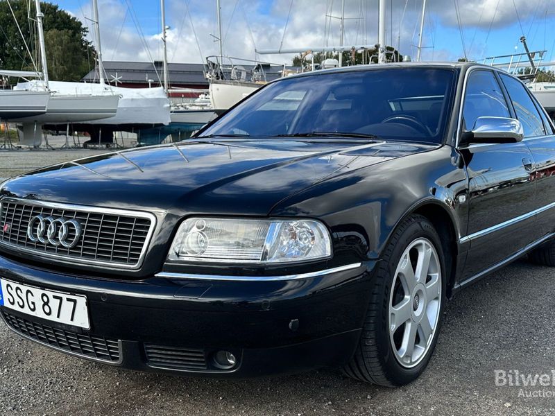 Audi S8 bild 18