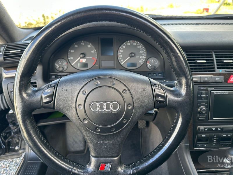 Audi S8 bild 58
