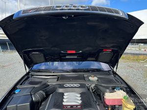 Audi S8 bild 21