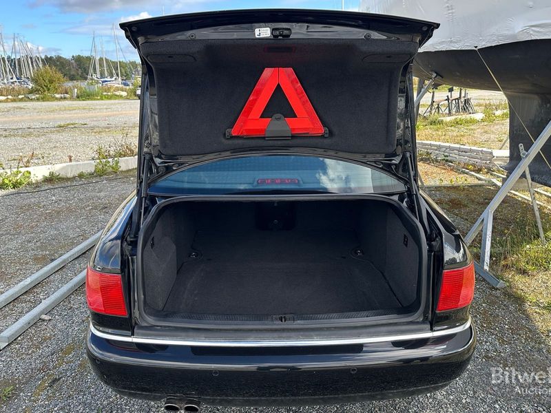 Audi S8 bild 37