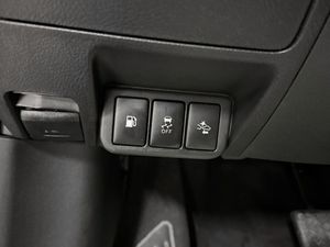 Toyota Avensis bild 20