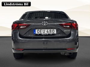 Toyota Avensis bild 8