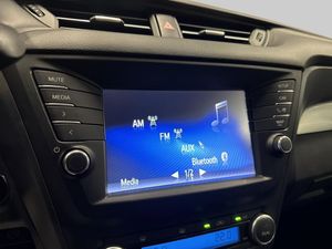 Toyota Avensis bild 16
