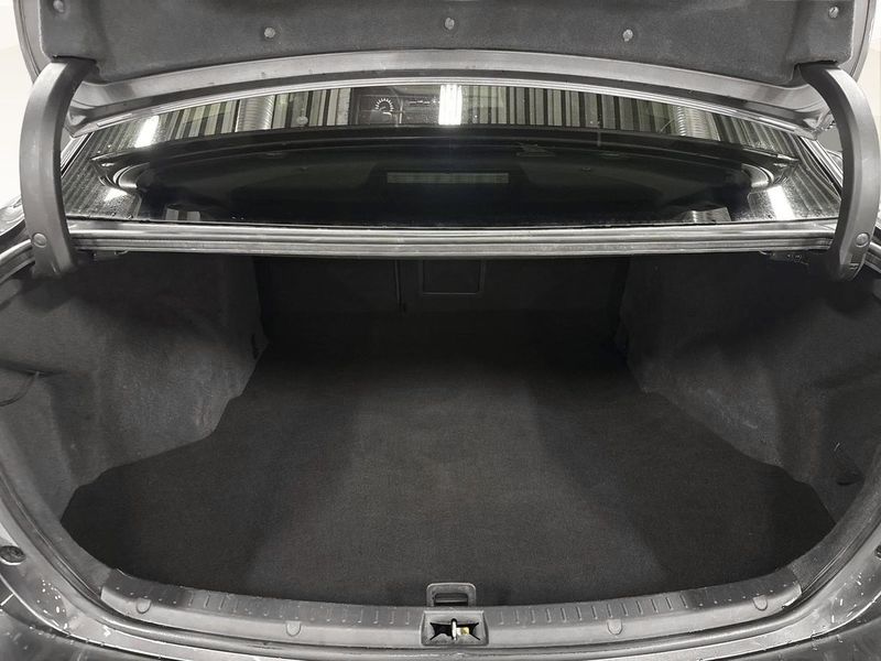 Toyota Avensis bild 13