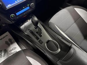 Toyota Avensis bild 18