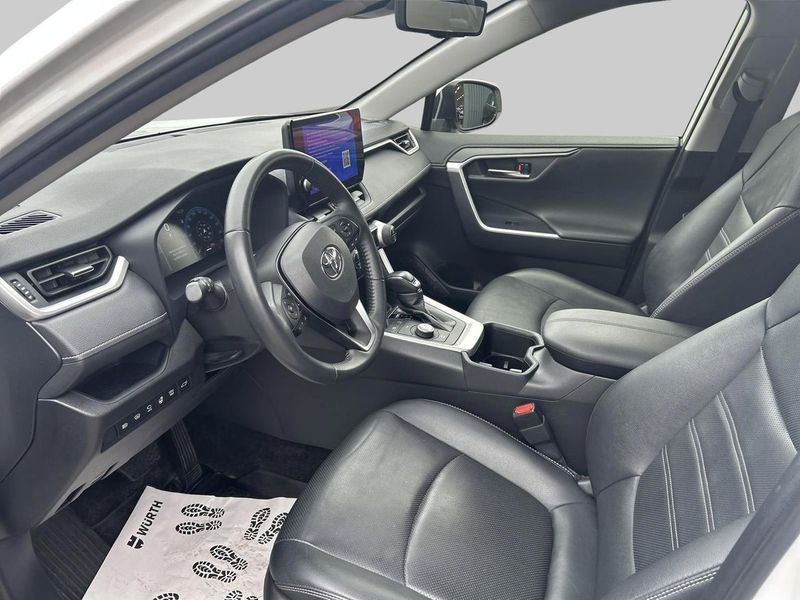 Toyota RAV4 bild 14