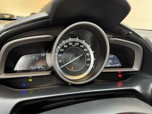 Mazda 2 bild 13