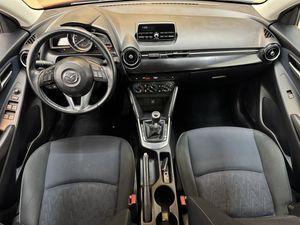 Mazda 2 bild 9