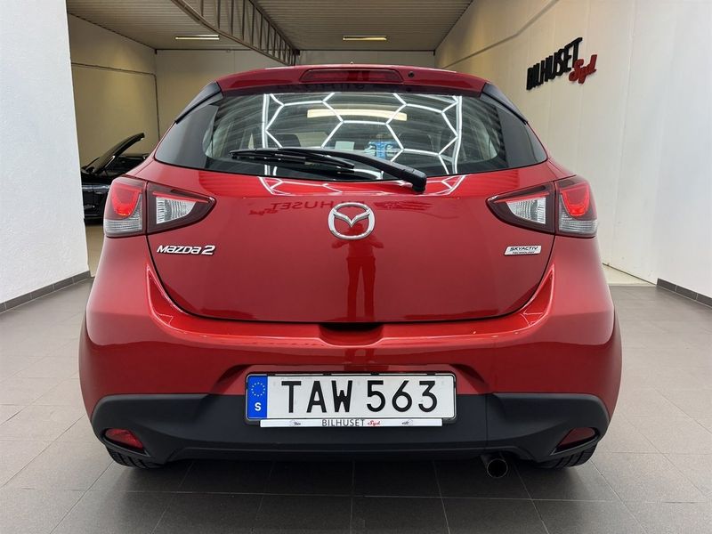 Mazda 2 bild 6