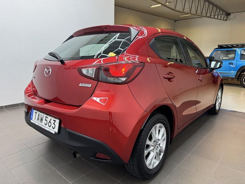 Mazda 2 bild 3