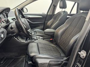 BMW X1 bild 8