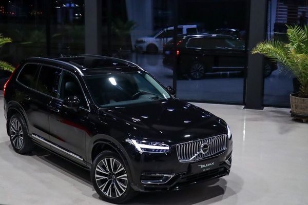 Volvo XC90 T8 Twin Engine AWD INSCRIPTION NAPPA SPORT SWISS SPEC - 2020
