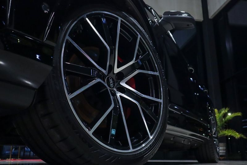 Audi Q7 bild 8