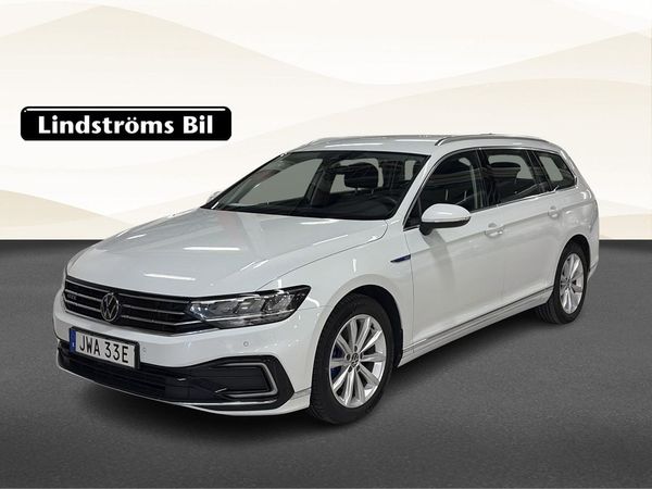 Volkswagen Passat Sportscombi GTE Motorvärmare Drag S&V-hjul - 2024