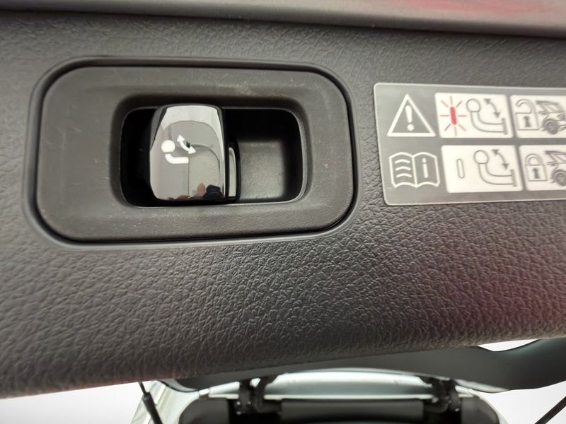 Mercedes C200 bild 10