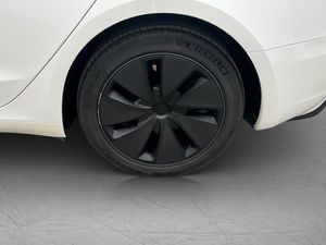 Tesla Model 3 bild 34