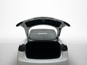 Tesla Model 3 bild 31