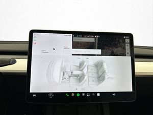 Tesla Model Y bild 26