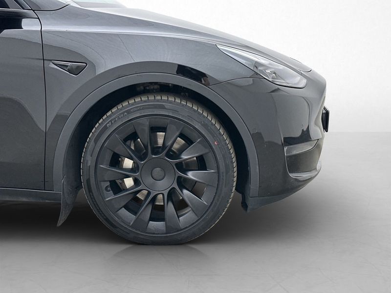 Tesla Model Y bild 34