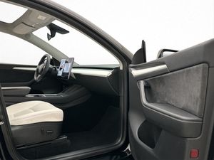 Tesla Model Y bild 29
