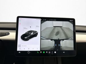 Tesla Model Y bild 21