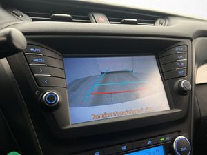 Toyota Avensis bild 22