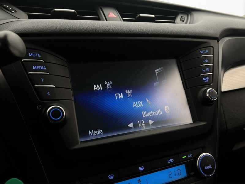 Toyota Avensis bild 21