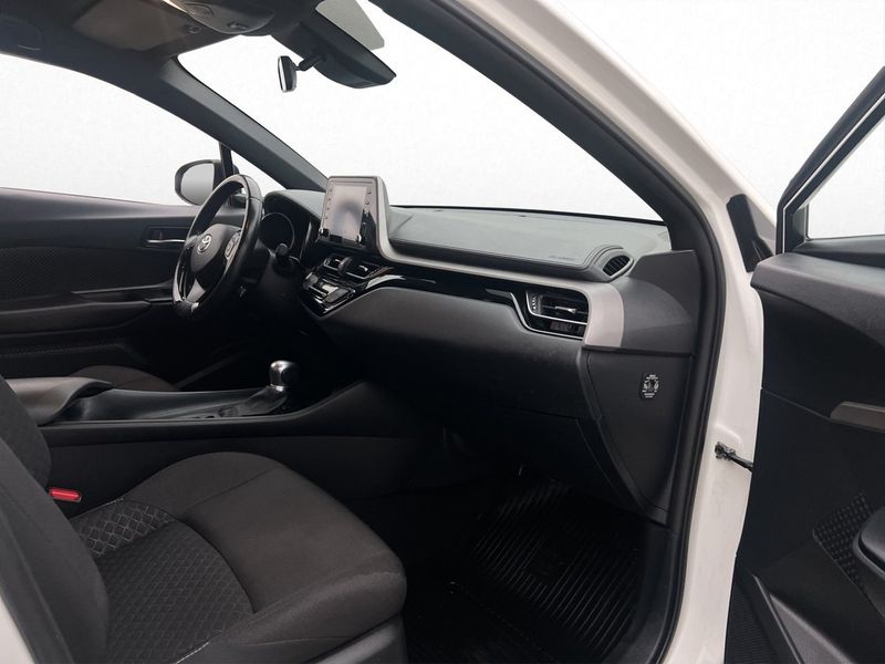 Toyota C-HR bild 12