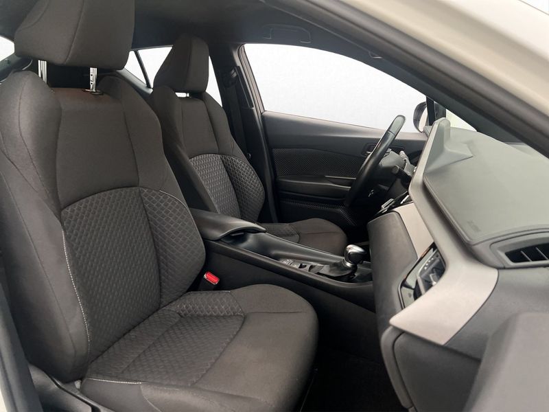 Toyota C-HR bild 11