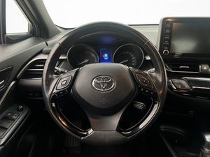 Toyota C-HR bild 16