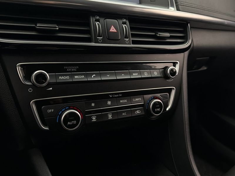 Kia Optima bild 24