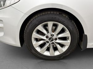 Kia Optima bild 10