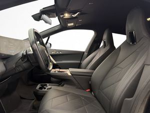 BMW iX bild 13