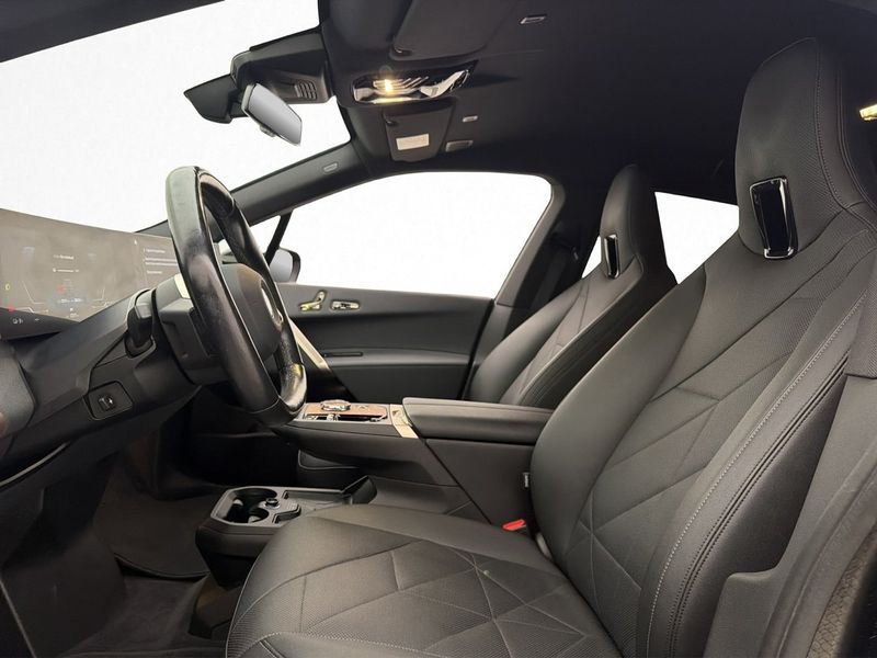 BMW iX bild 13