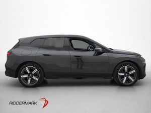 BMW iX bild 10