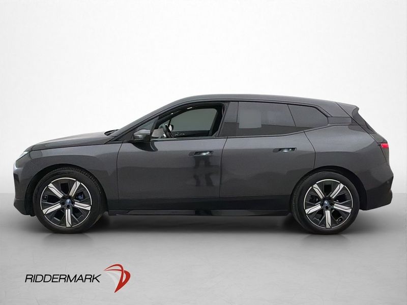 BMW iX bild 5